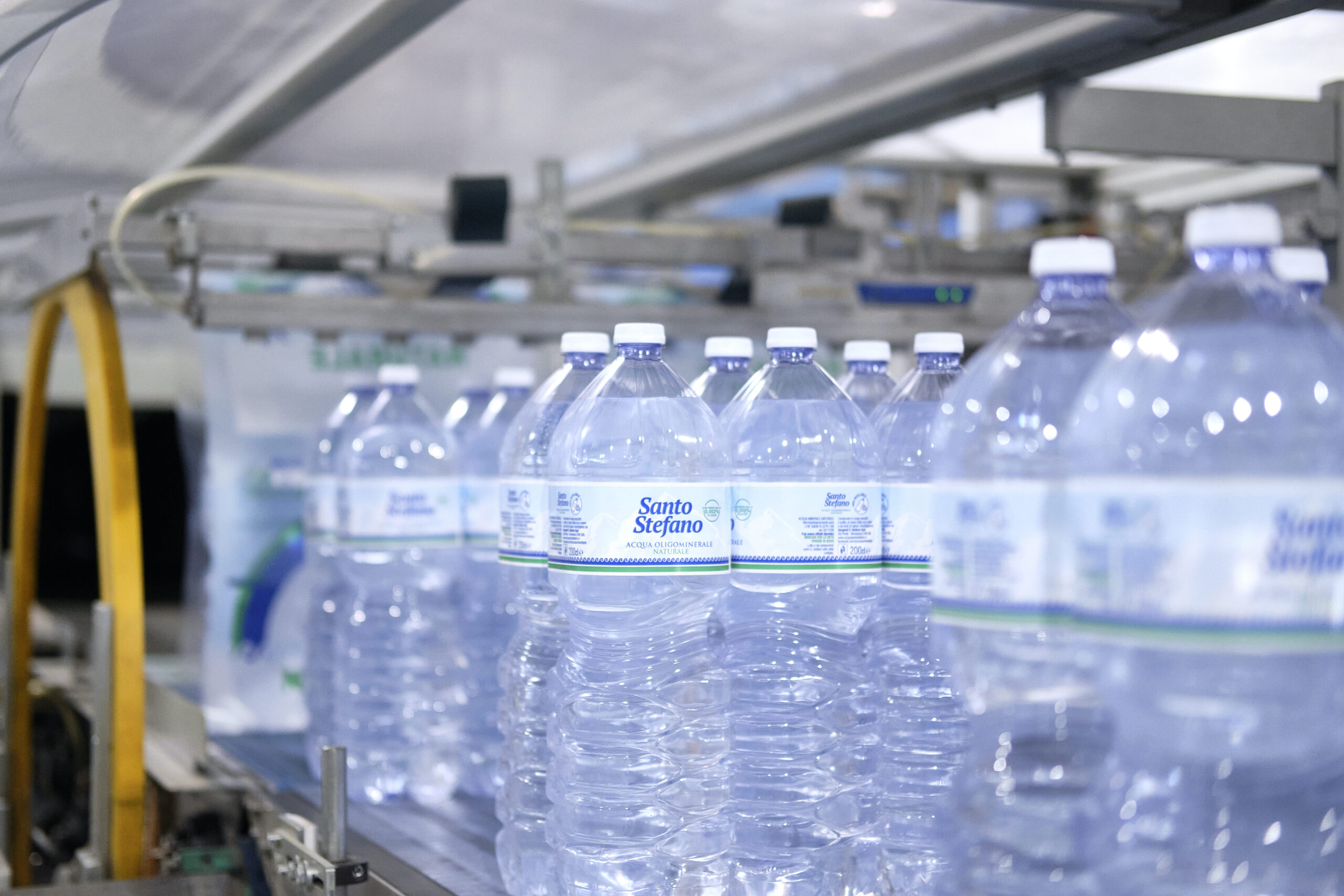 Acqua-Santo-Stefano-official-sponsor-Arena-Flegrea